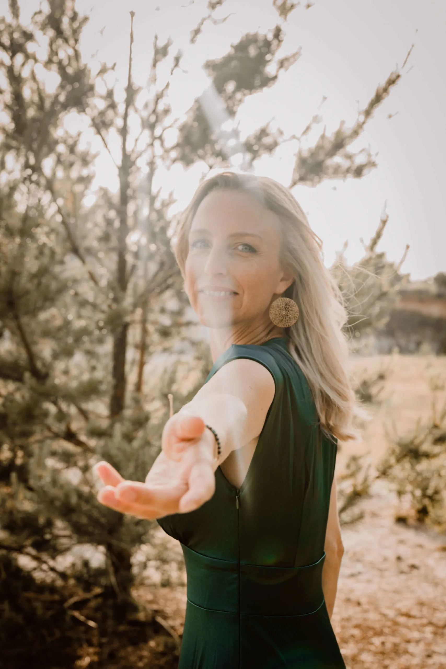 Yvonne Birkel Spiritueller Lifecoach6 Bestelle dir jetzt deinen Selfcare-Adventskalender für nur 24,99 Euro (inkl. MwSt.) und komme entspannt durch die Vorweihnachtszeit.